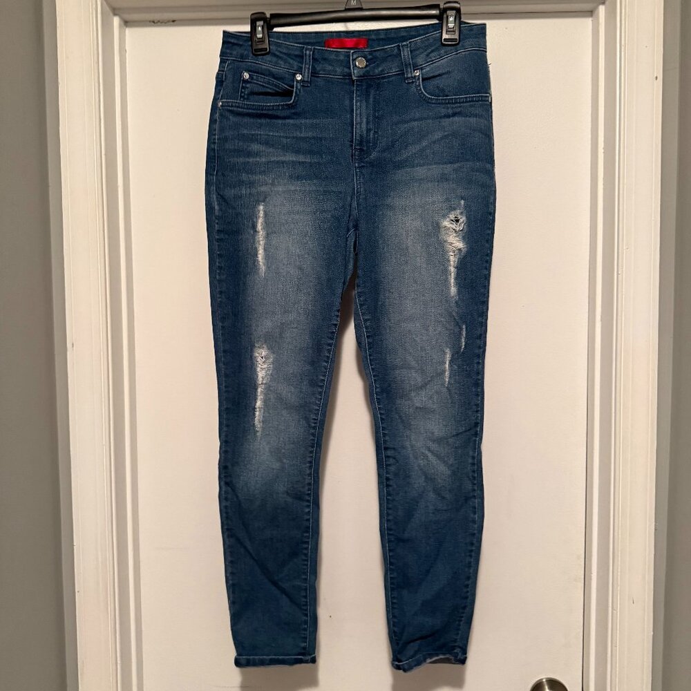 Distressed Skinny Jeans